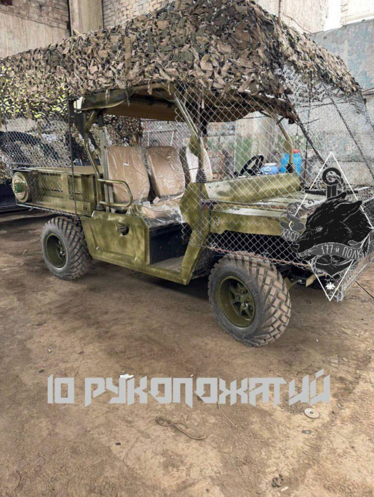 Процесс установки защитного экрана на китайский мотовездеход Desertcross 1000-3