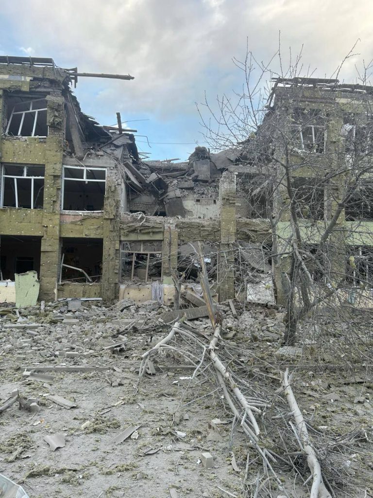 В Харьковской области прилетело по зданию школы в н.п. Боровая