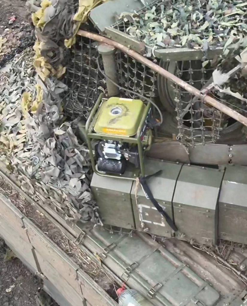 Российский Т-72Б3, на котором установлено множество систем РЭБ