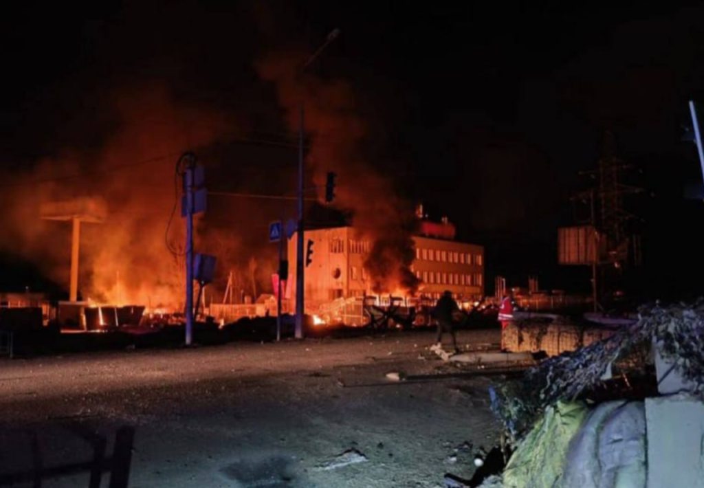 Ночью активно прилетало по Харькову