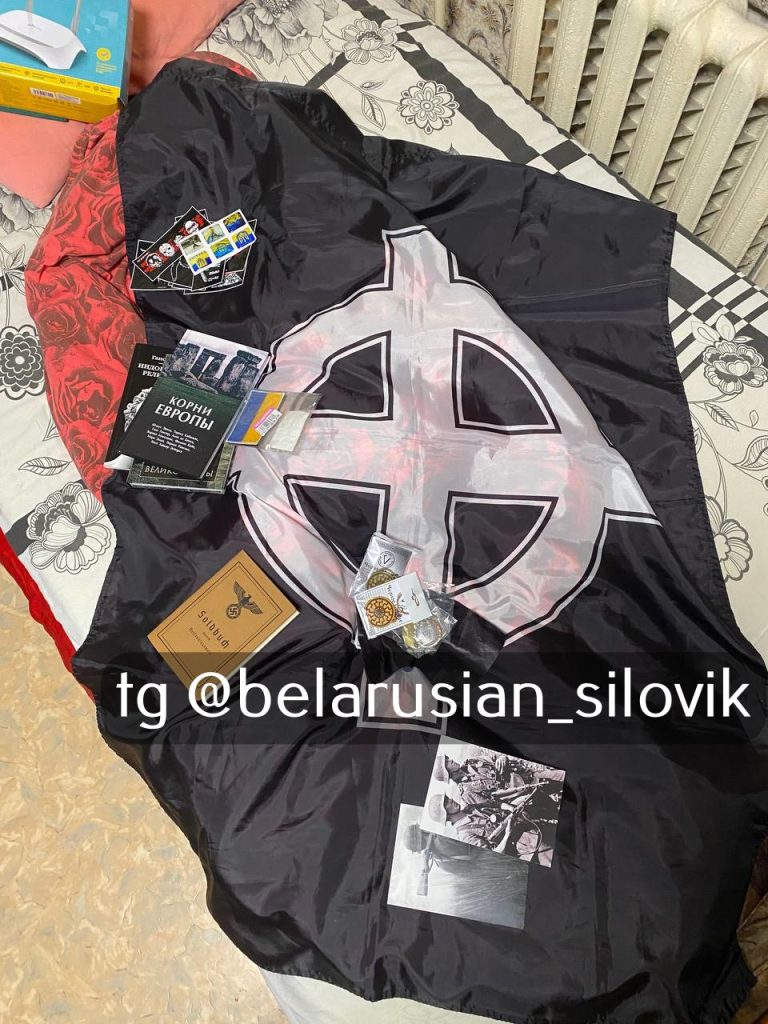 Смотрите какой фрукт. Можете посмотреть всего одну минуту.