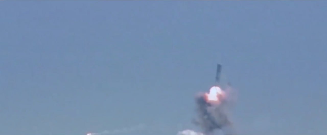 Первое видео пуска  китайской двухступенчатой твердотопливной межконтинентальной баллистической ракеты JL-2, размещаемой на стратегических атомных подводных лодках (ПЛАРБ) проекта 094 «Цзинь»