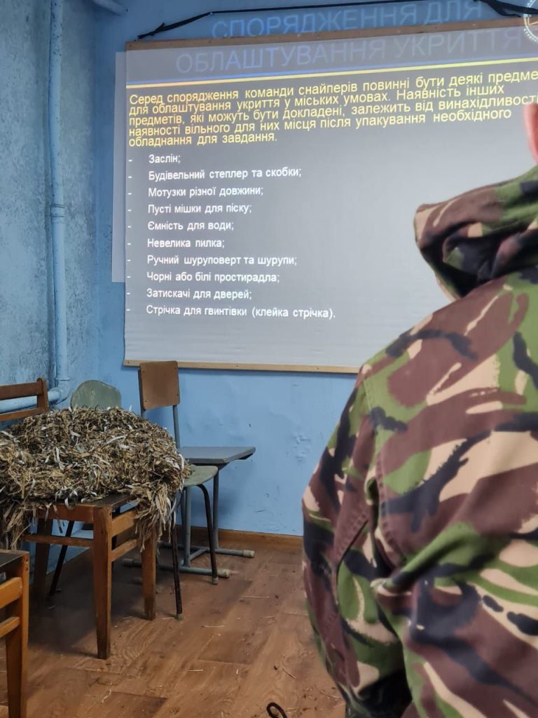 Джокер ДНР: фотографии финских офицеров на аэродроме «Коротич» в Харьковской области