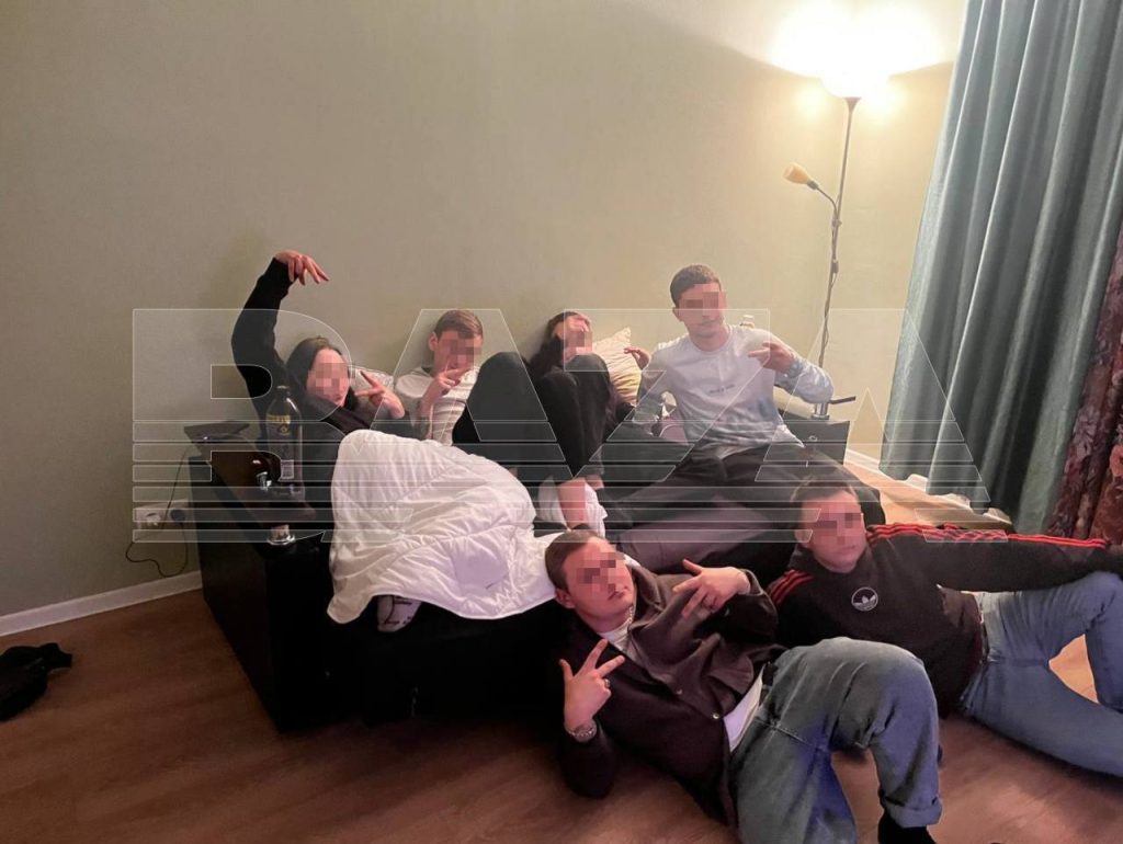 Подозреваемые в поджоге вертолёта Ка-32 признались ещё и в диверсии на железной дороге