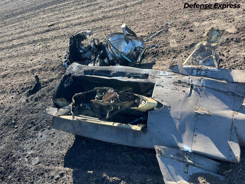 Обломки ракеты Х-101 с двумя боевыми частями, установленными для повышения урона при поражении крупных объектов