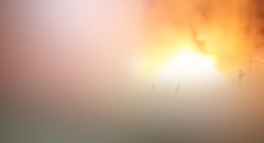 В Ровеньках ЛНР после атаки ВСУ загорелась нефтебаза