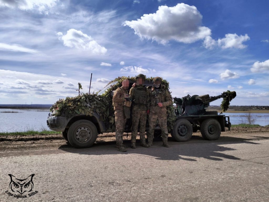 Зенитная установка ЗУ-23-2, установленная на трёхосном пикапе