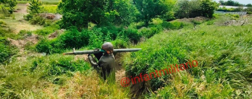 Появились фотографии ложных целей - чучел для введения в заблуждение операторов БЛА