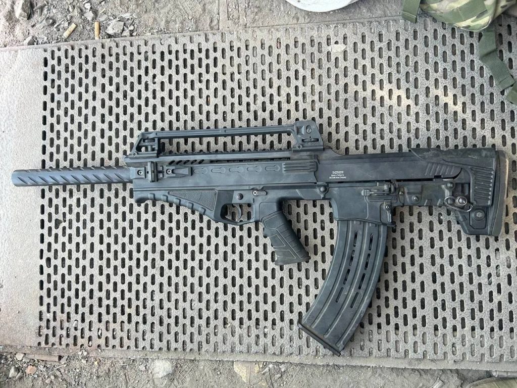 Образцы стрелкового вооружения взятые в качестве трофеев на Авдеевском направлении