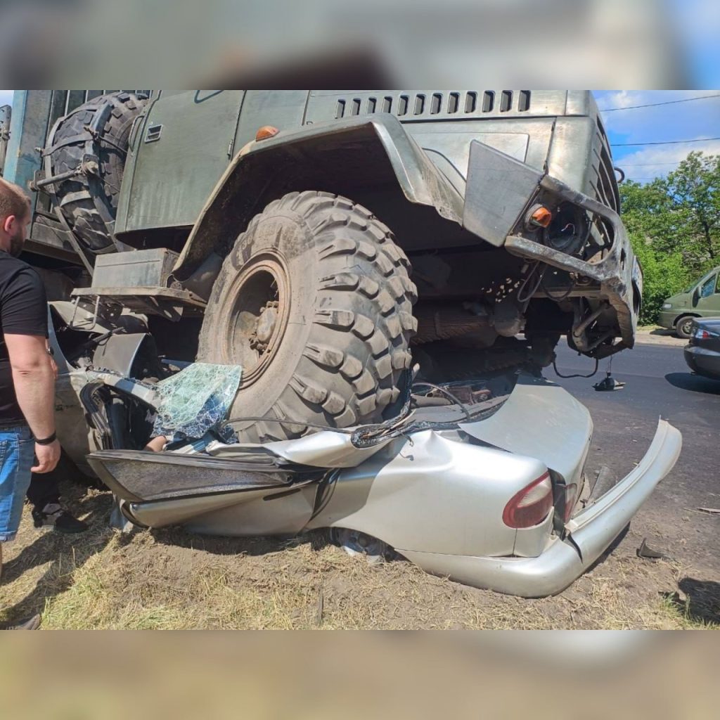 В Краматорске ВСУшники смяли машину полиции, ликвидировав двух офицеров