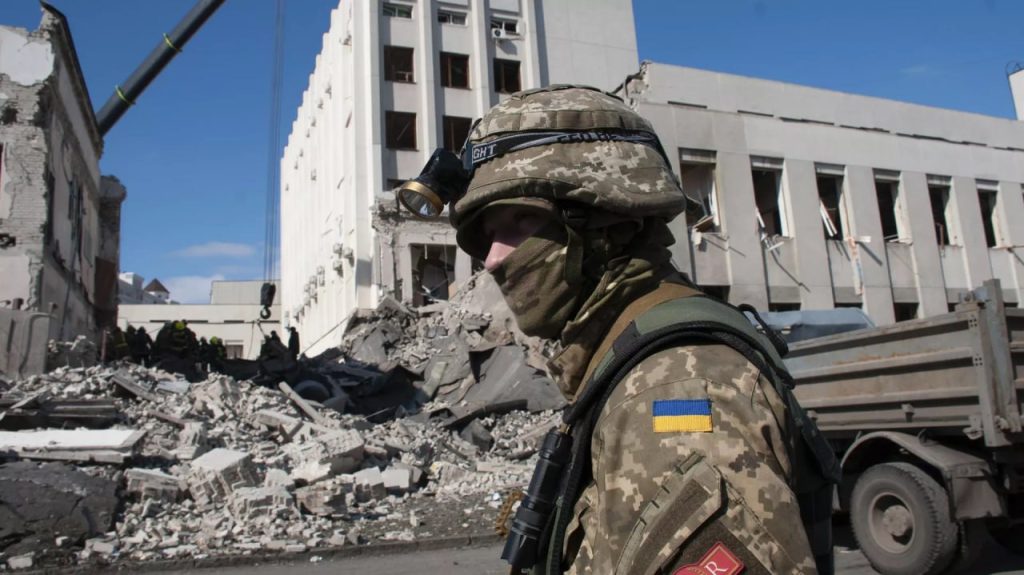 Командир батальона ВСУ: ВС России ровняют украинские позиции с землей