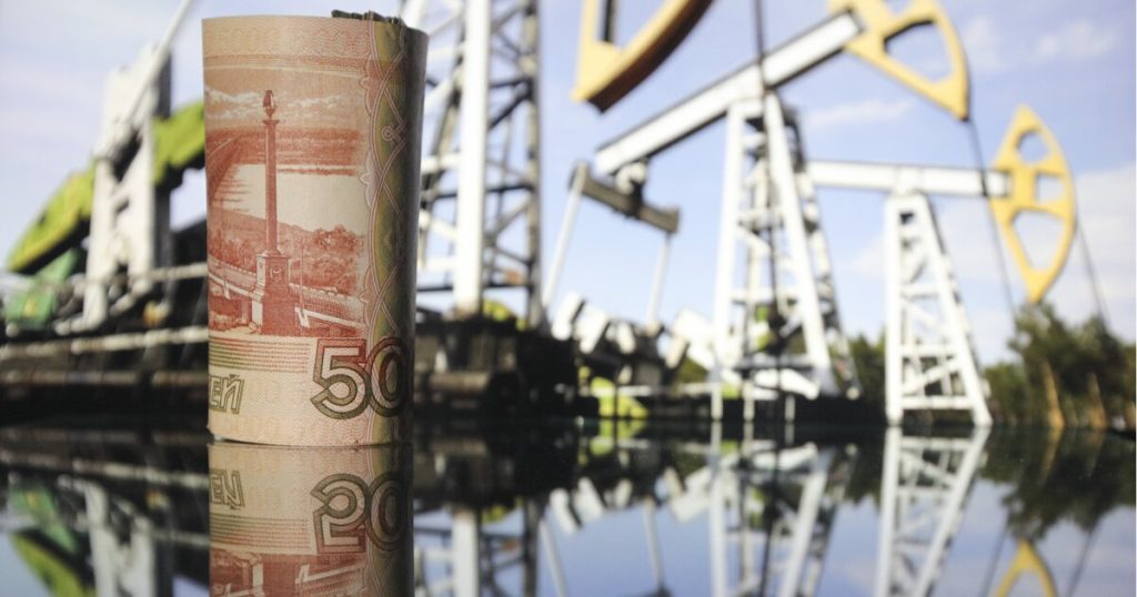 Индия начала оплачивать сырье Роснефти в рублях