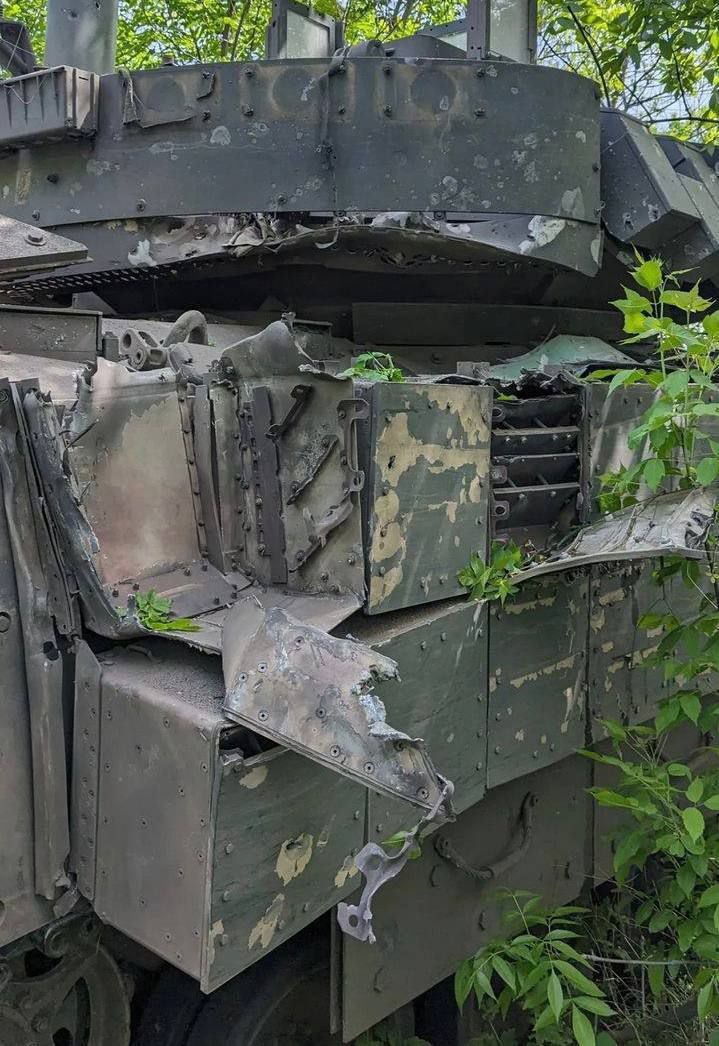 Удар "Ланцета" по БМП M2A2 Bradley ODS-SA украинской армии