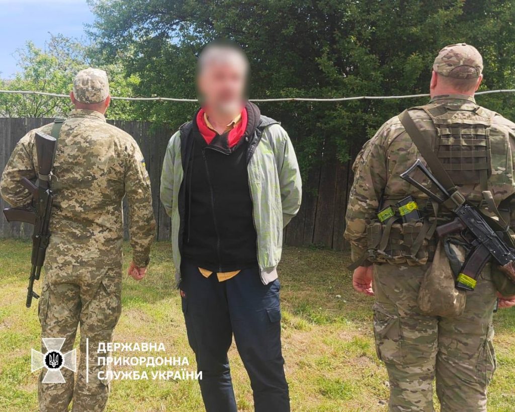 В то время как на Харьковском направлении украинские пограничники без боя сдаются в плен их побратимы отлавливают новых штурмовиков
