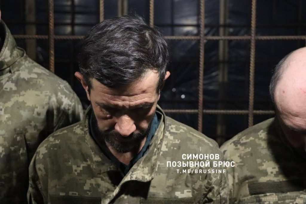 Очередные пленные укропы с Харьковской области, на третьей фотографии, как сообщается, из "Кракена"