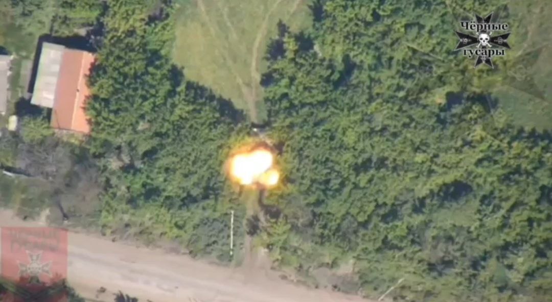 Поражение дроном-камикадзе «Ланцет» очередной БМП M2A2 Bradley ODS-SA на Авдеевском направлении