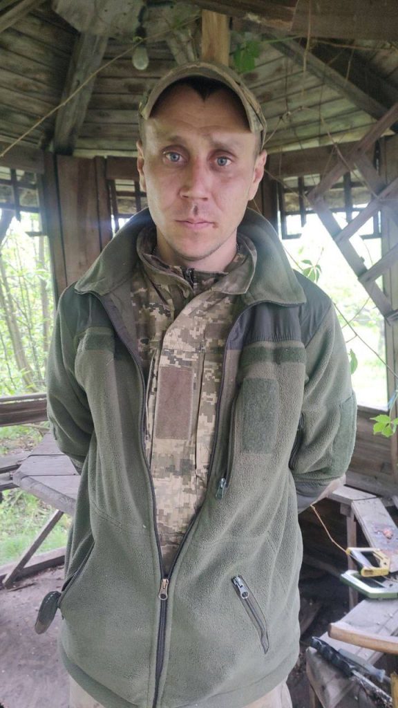 Очередной пленный взятый сегодня, 42 бригада ЗСУ и флаг России над зданием в н/п Глубокое  Харьковской области