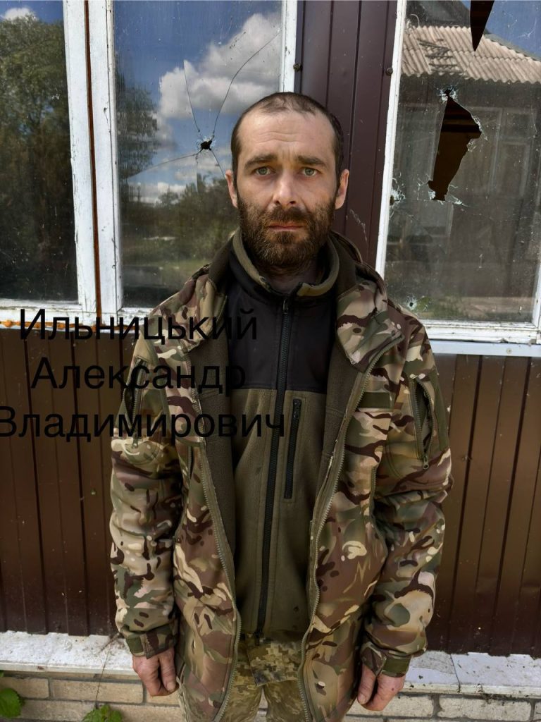 Подоспела очередная партия пленных