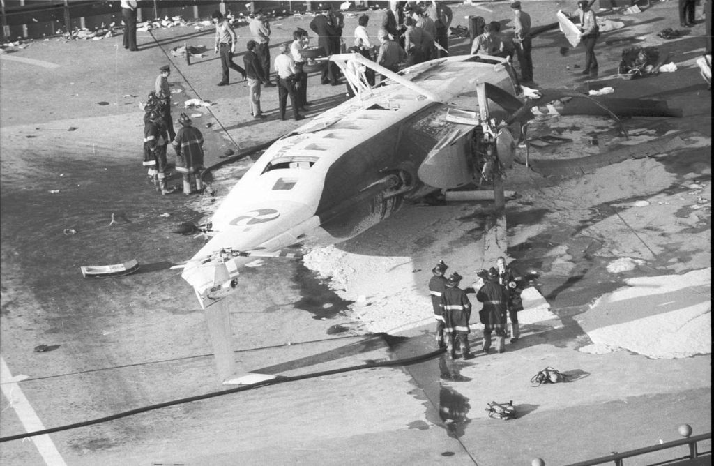 16 мая 1977 года на вершине небоскреба произошла катастрофа вертолета Sikorsky S-61L