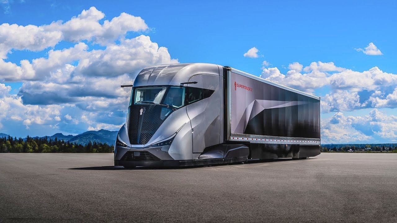 Компания Kenworth показала прототип гибридного тягача будущего SuperTruck 2