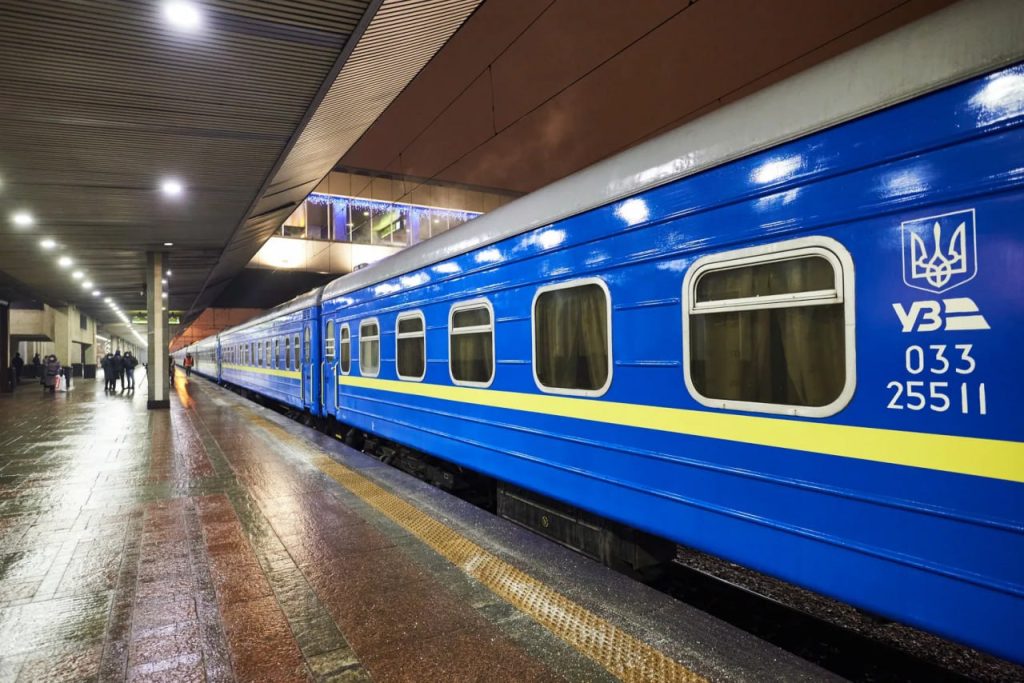 Движение поездов по Украине может быть частично остановлено в осенне-зимний период