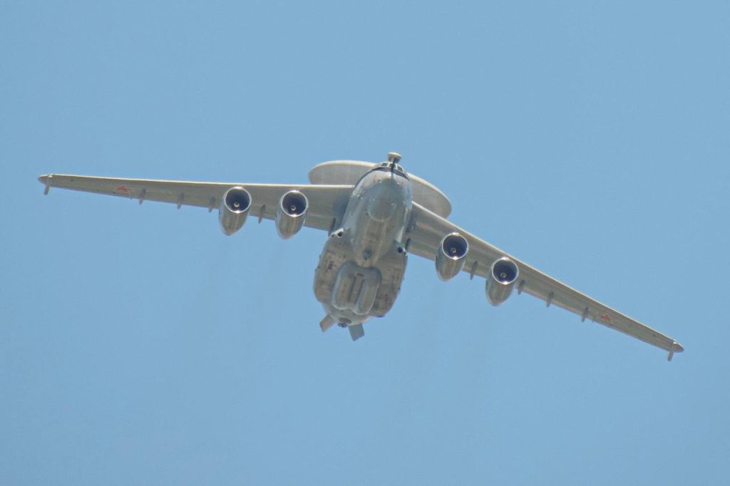 Появились кадры нового ДРЛОиУ А-100 «Премьер» во время испытательных полетов