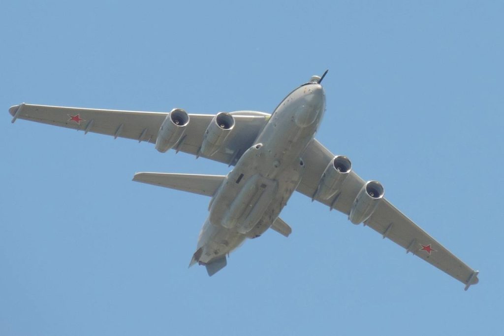 Появились кадры нового ДРЛОиУ А-100 «Премьер» во время испытательных полетов