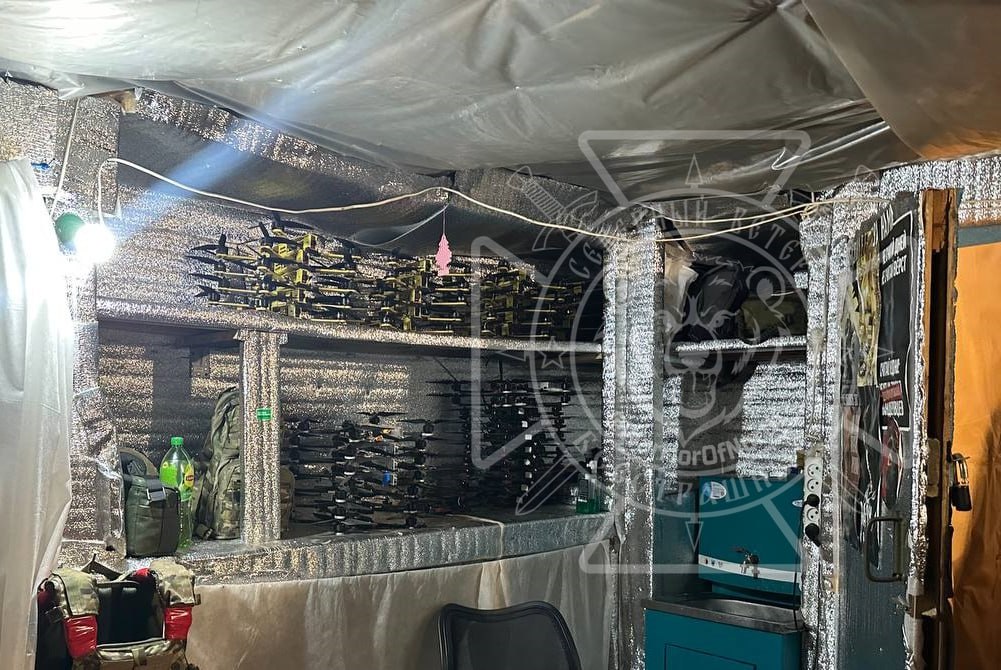 Министр обороны РФ Андрей Белоусов и Помощник Президента Алексей Дюмин провели совместное совещание по вопросам поставок БпЛА