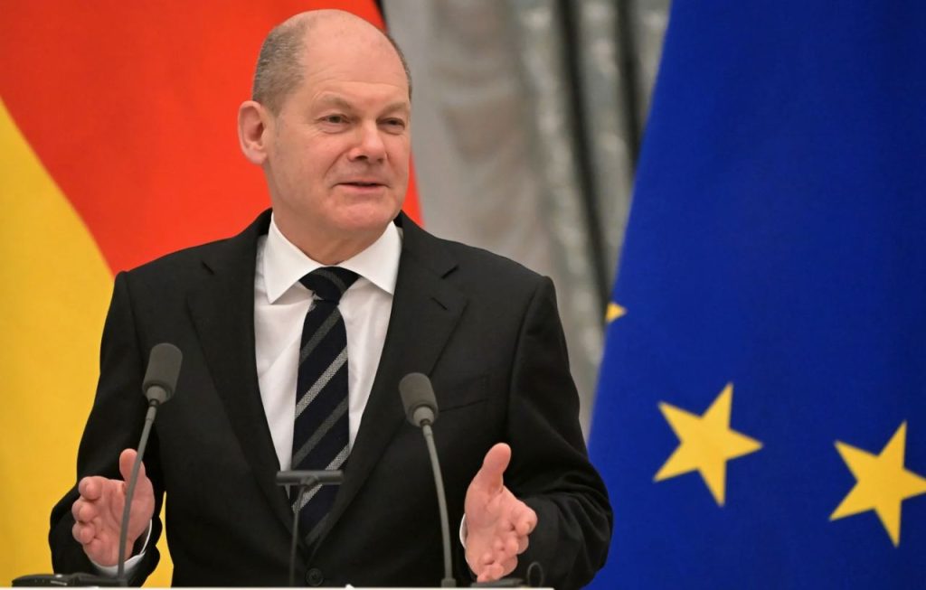 В будущих конференциях по Украине должна участвовать Россия – Шольц