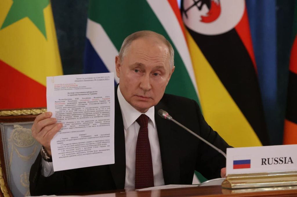 На фоне переговоров в Швейцарии американские журналисты решили вспомнить, что Украина потеряла, отказавшись от Стамбульских соглашений