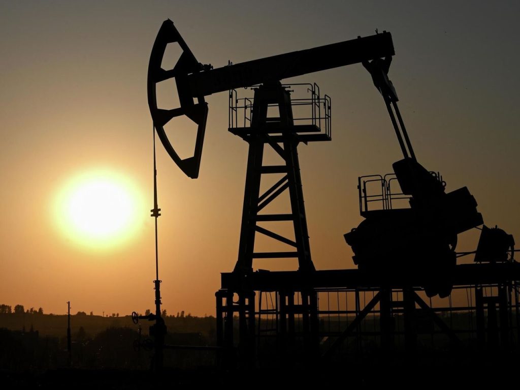 Саудовская Аравия отказалась продавать свою нефть за доллары