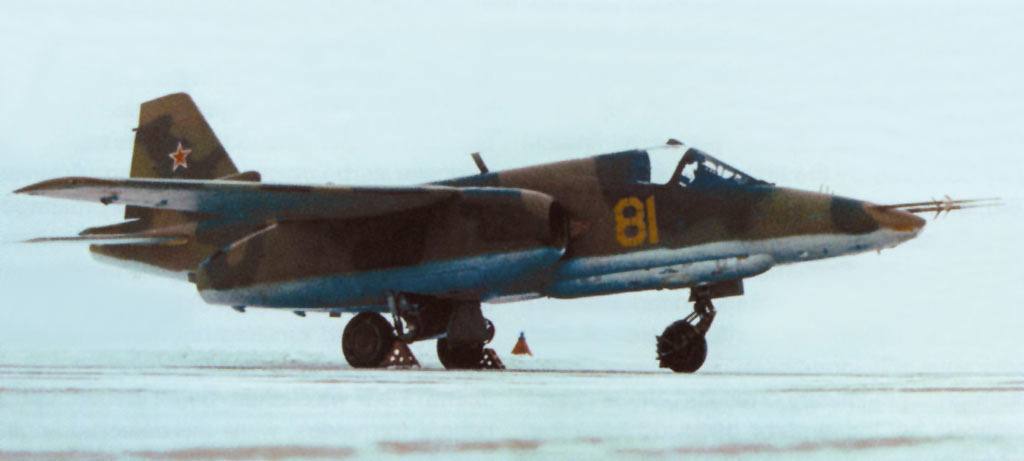 21 июня 1978 года состоялся первый полет опытного самолета Т8-1Д с двигателями Р-95Ш (Су-25)