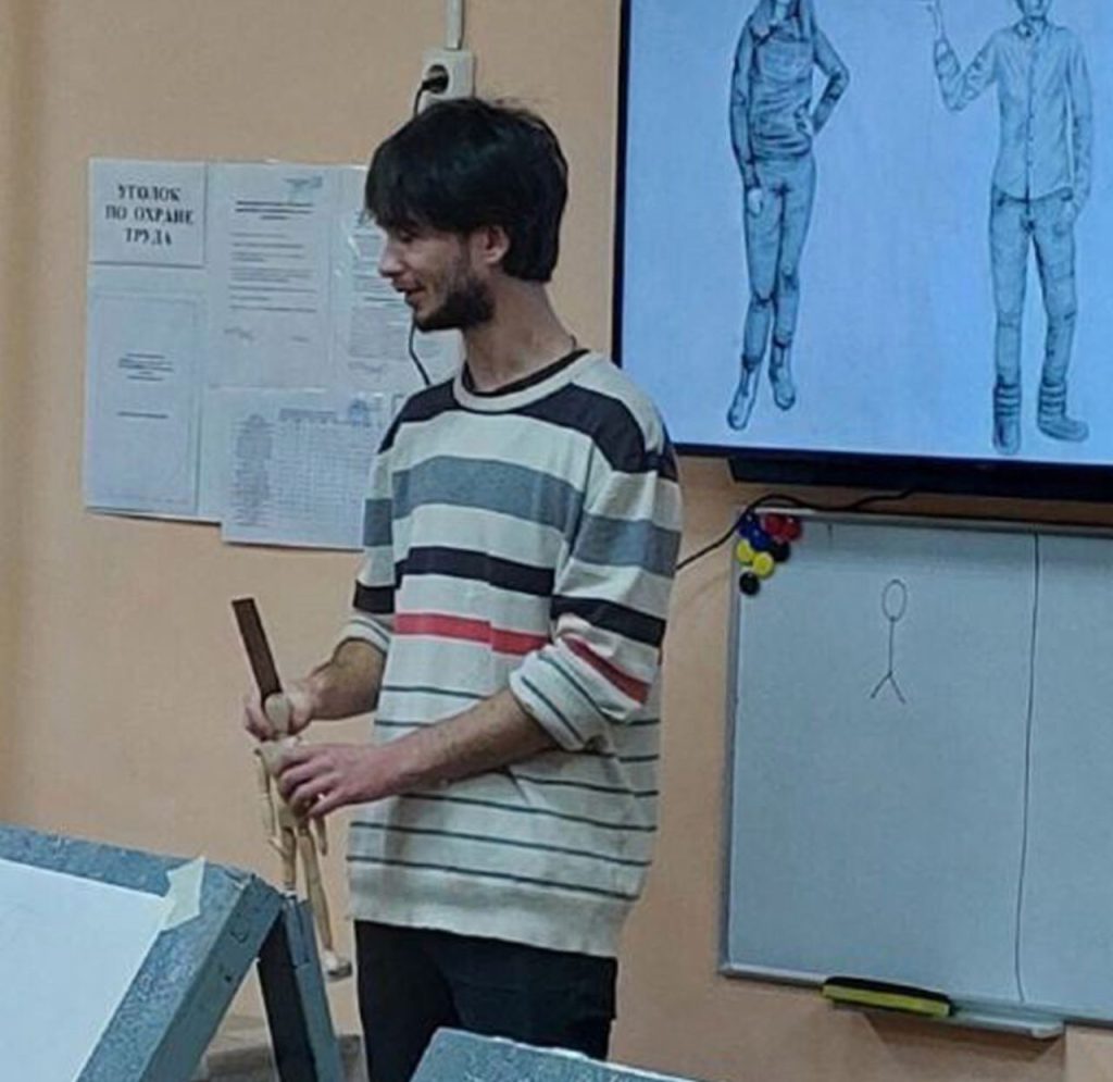 На фото мальчик Даниил Клюка из Липецка, 27 годиков