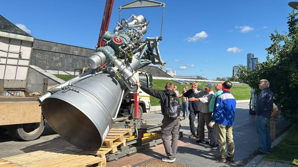 Легендарный «лунный» двигатель НК-33 передали Музею космонавтики