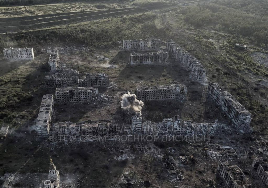 СМИ страны 404 публикуют кадры с Часов Яра