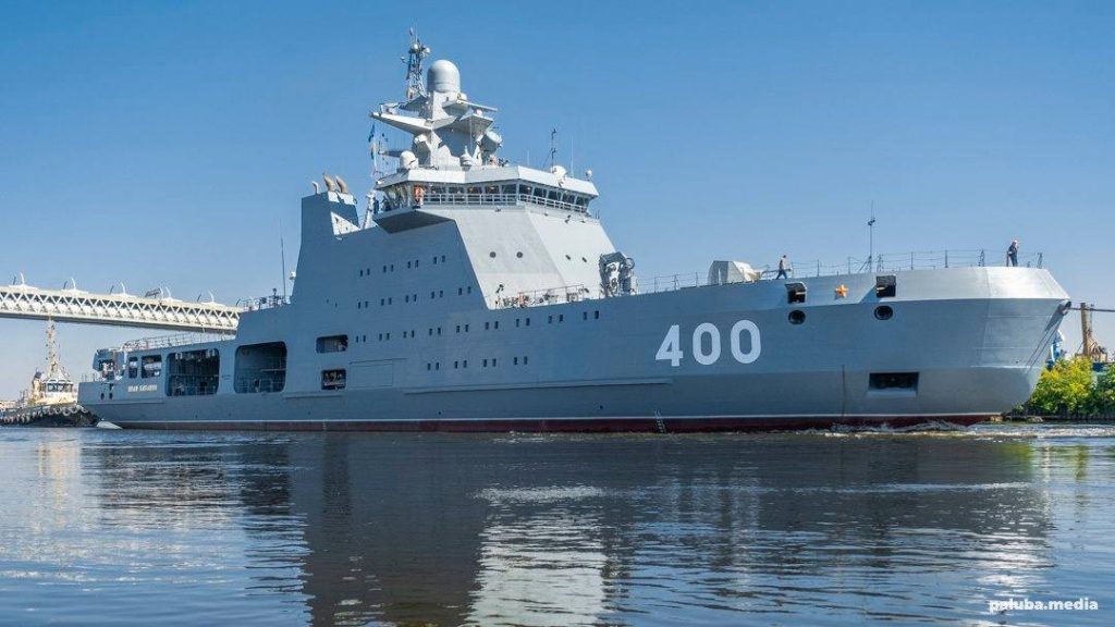 Сообщают, что сегодня головной патрульный корабль «Иван Папанин» (б.н 400) проекта 23550 для ВМФ РФ, вышел на ЗХИ