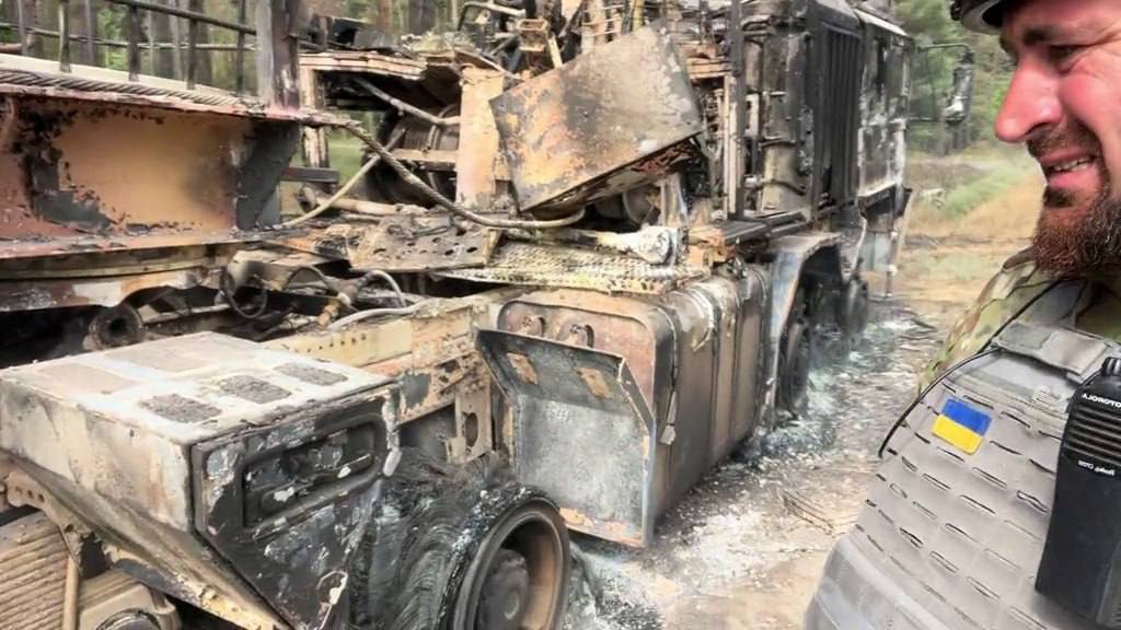 Уничтоженный седельный тягач MAN HX 81 немецкого производства в Харьковской области