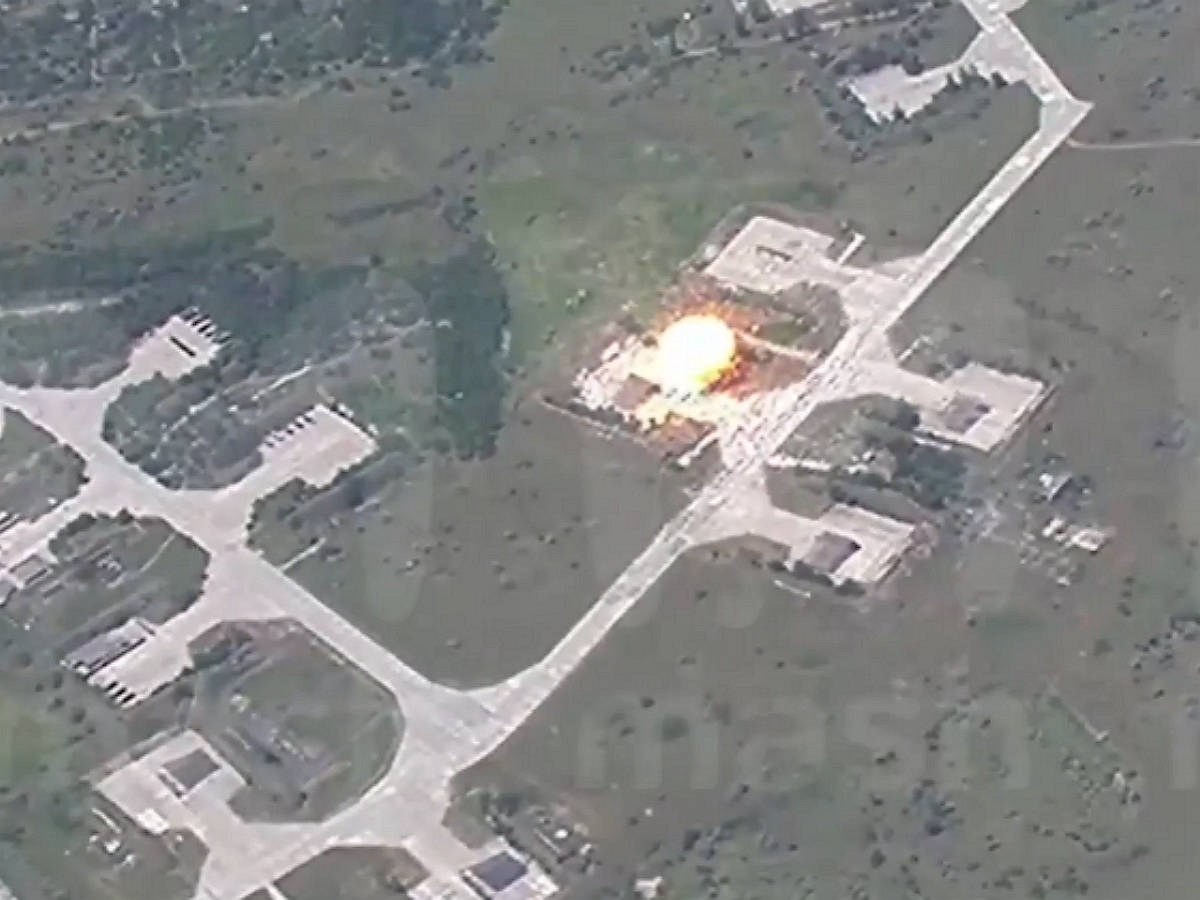 Опубликовано видео мощного удара ВС РФ «Искандером» по Миг-29 ВСУ