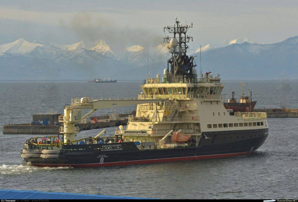 Ледокол «Евпатий Коловрат» проекта 2180М передан ВМФ РФ