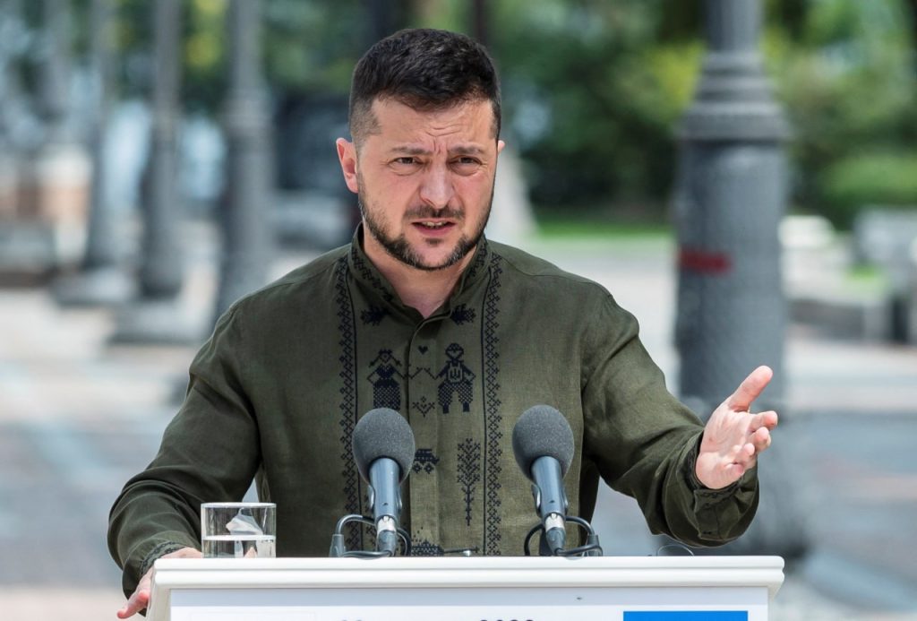 Зеленский придумал, как Украина может использовать газовую трубу после окончания соглашения с РФ