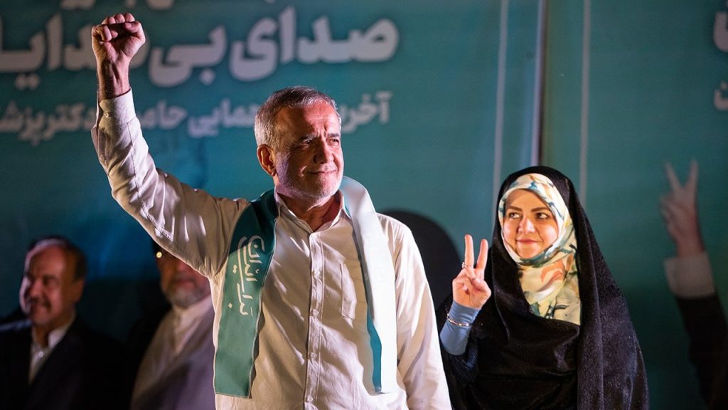 Что известно о новом президенте Ирана Масуде Пезешкиане?