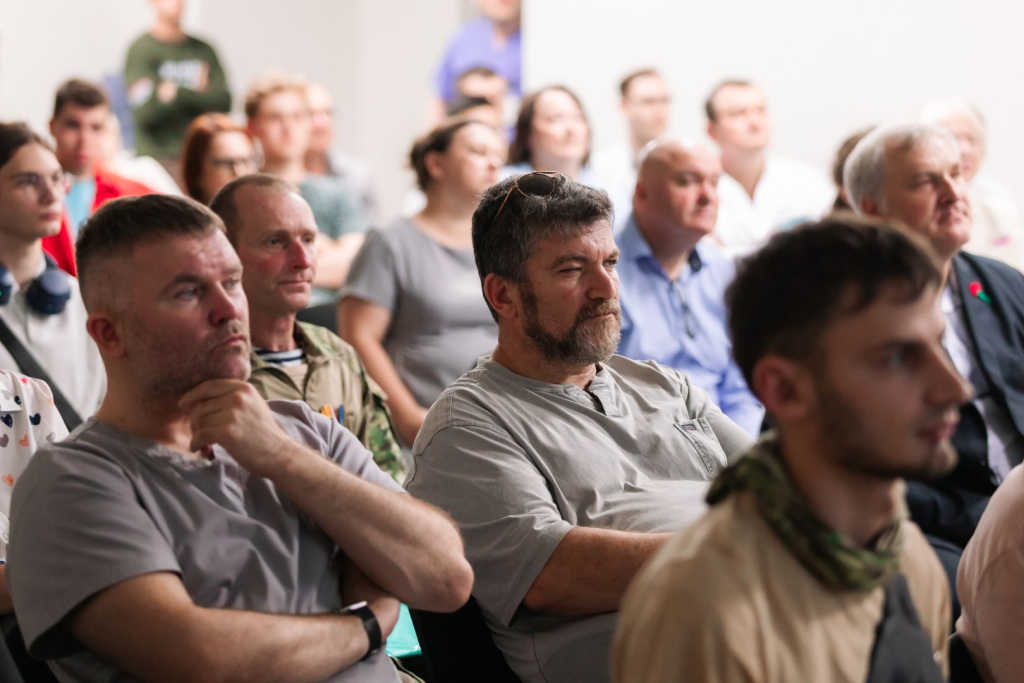 Юрий Подоляка: «Дальний Восток очень многое дает фронту»