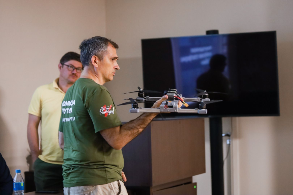 Юрий Подоляка: «Дальний Восток очень многое дает фронту»