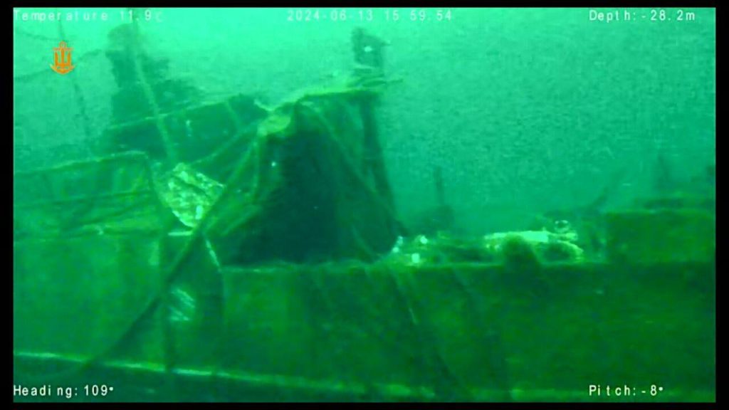 Десантно-штурмовой катер «Станіслав» (L450) проекта 58503 затонувший у острова Змеиный около 10:30 7 мая 2022 года, во время выполнения боевой задачи по высадке десанта на остров Змеиный