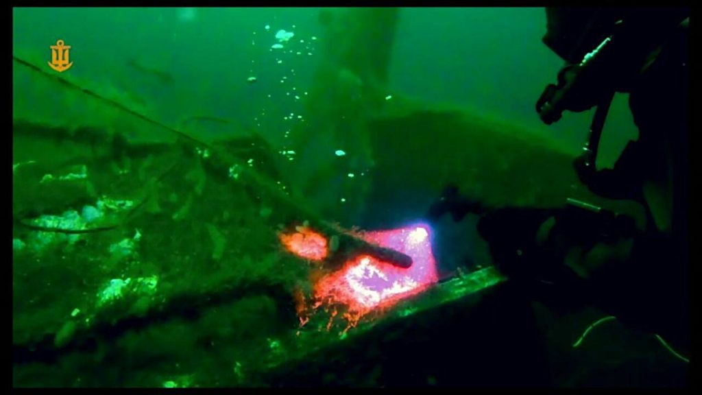 Десантно-штурмовой катер «Станіслав» (L450) проекта 58503 затонувший у острова Змеиный около 10:30 7 мая 2022 года, во время выполнения боевой задачи по высадке десанта на остров Змеиный