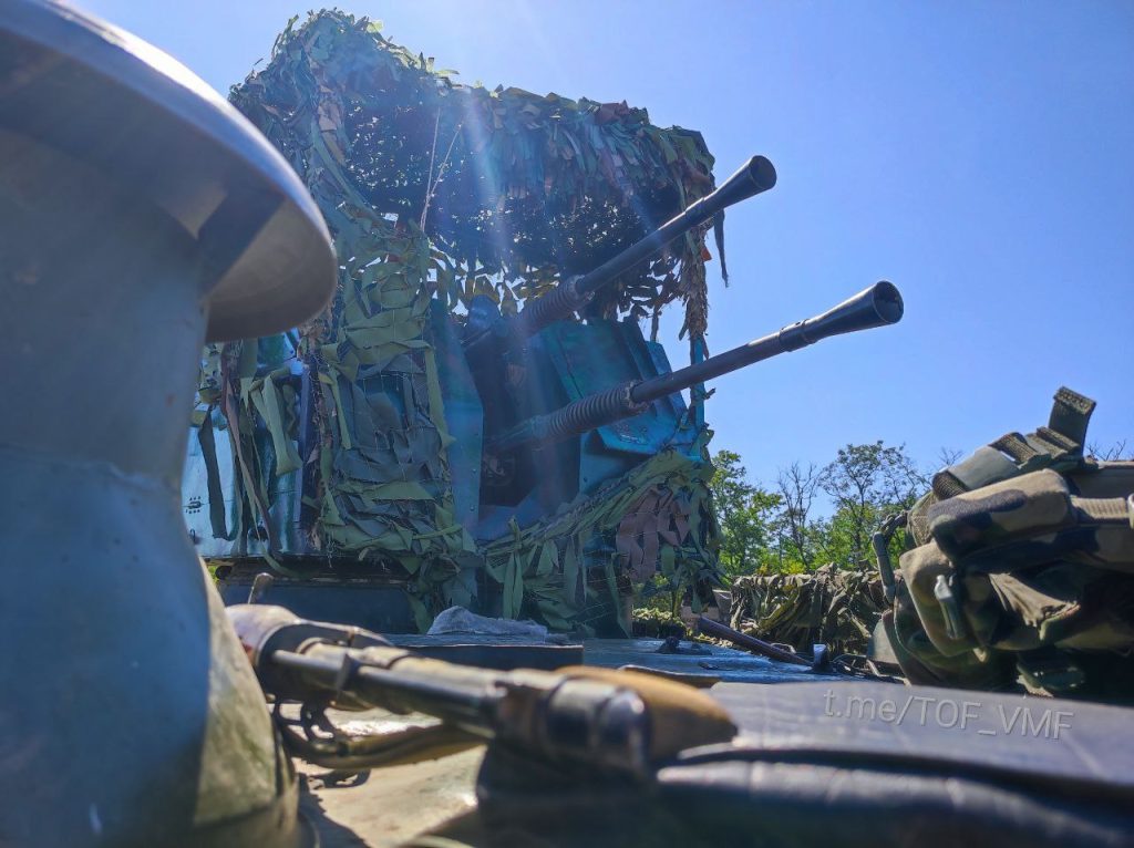 Редкие "морские" МТ-ЛБ попали в объектив фотографа на СВО