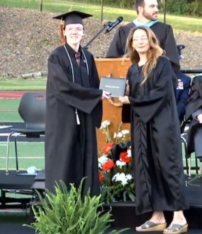 Что известно о снайпере, совершившем покушение на Дональда Трампа