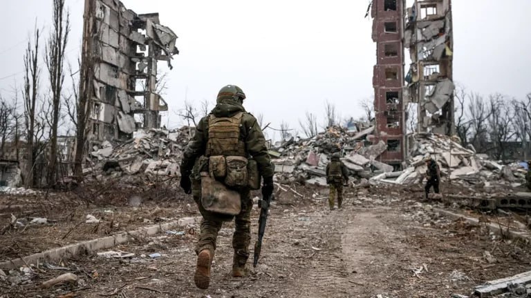 После поражения Украины виноватыми сделают военных