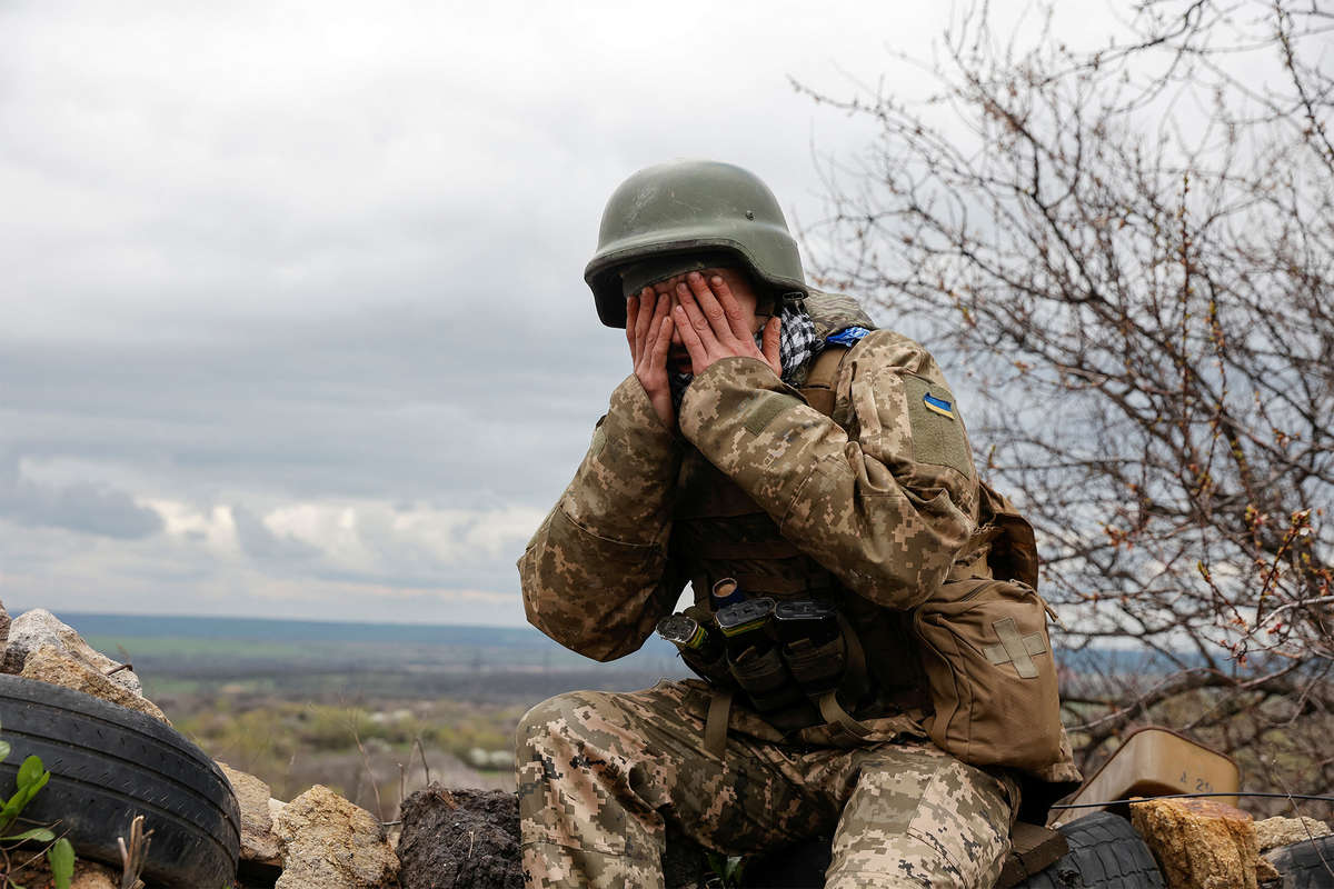 Депутаты Рады жалуются, что пригодные к военной службе украинцы продолжают массово бежать из страны