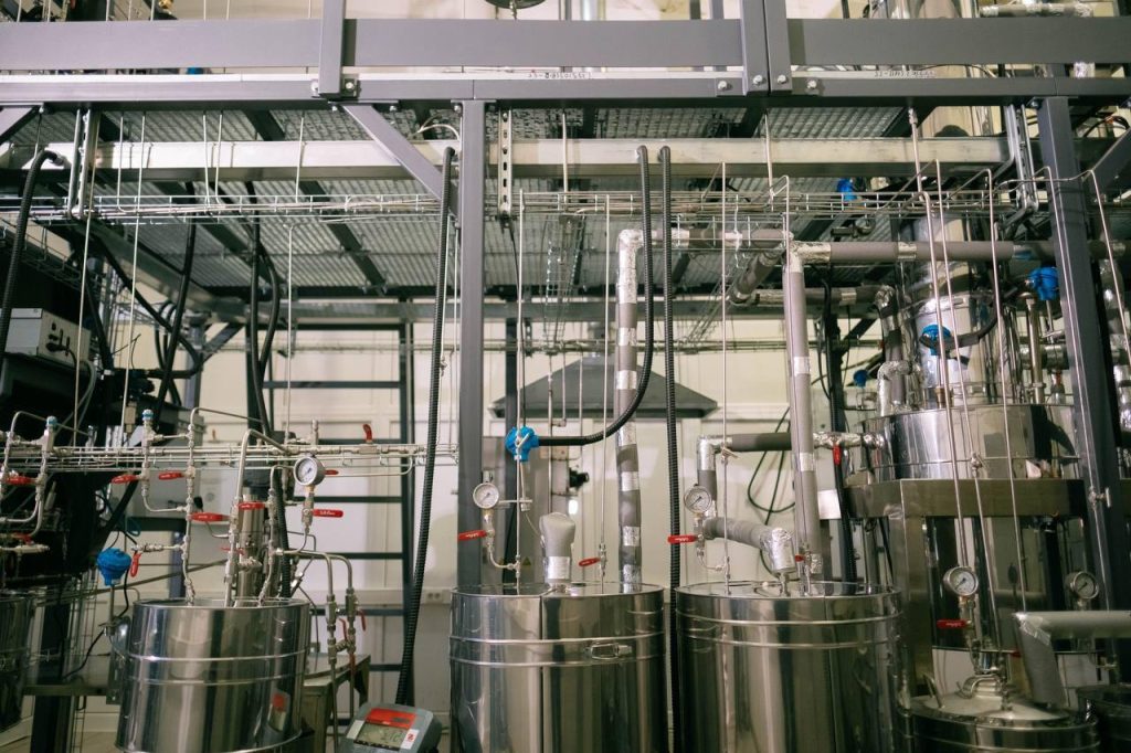 На пути к импортонезависимости: в России появится производство высших жирных спиртов и гидроксида алюминия по отечественной технологии